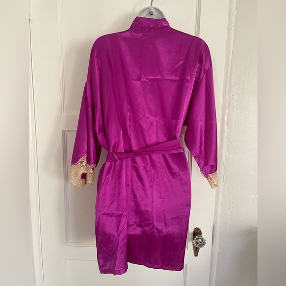 Deadstock vintage Frederick’s of Hollywood robe - Picture 3 of 4